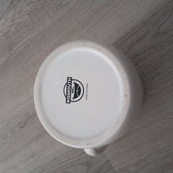 Vintage 90s Donut Mug - Picture 3 of 3